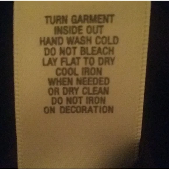 Dress Barn Women’s Sleeveless Top - Picture 7 of 8